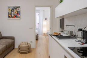 Art-Filled Apartment in Centro